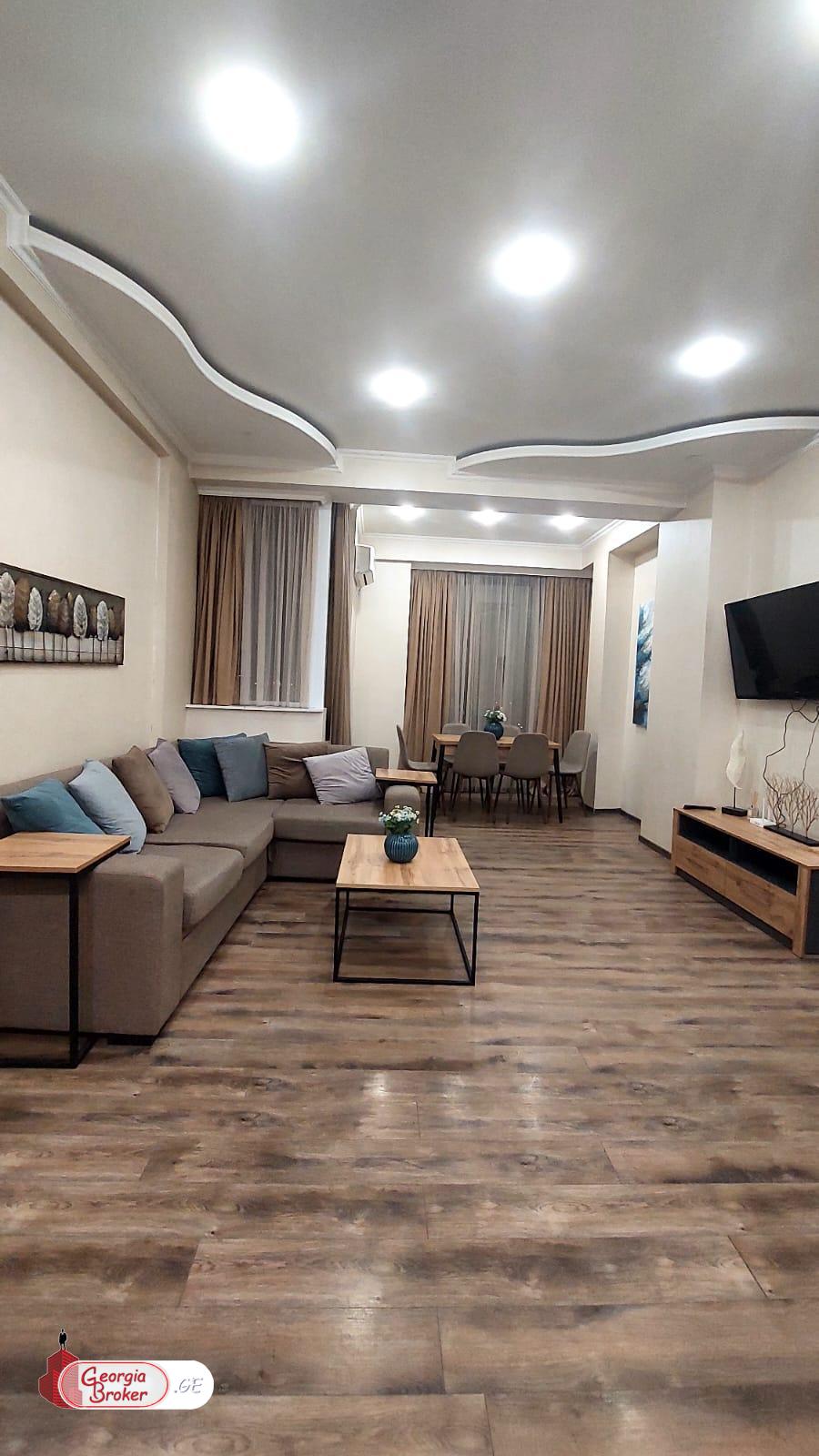 იყიდება ახალი გარემონტებული 3 ოთახიანი ბინა ორთაჭალაში